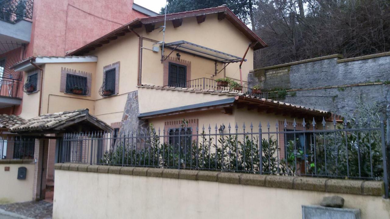 Вилла Il Pettirosso Чезано Экстерьер фото